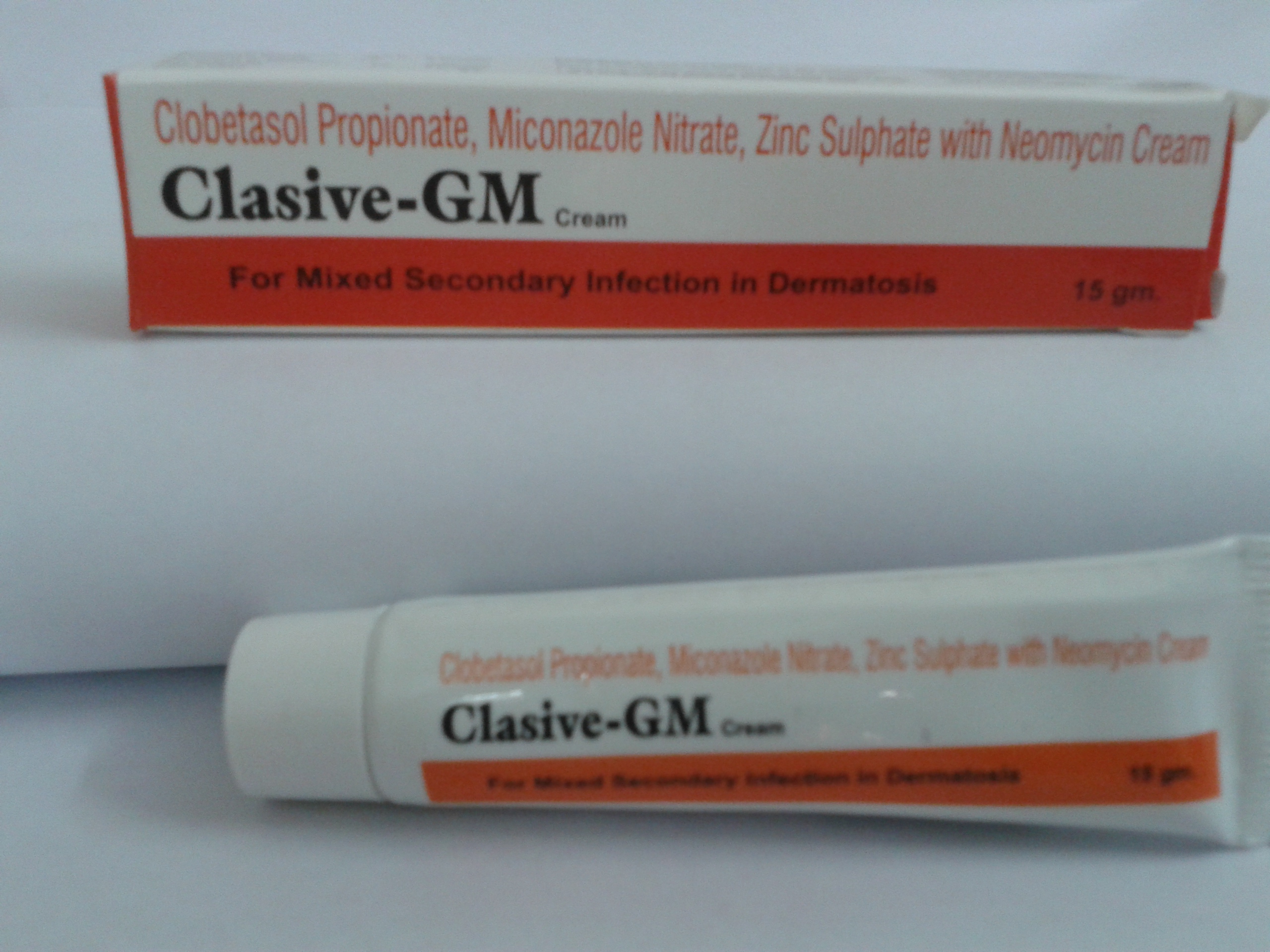 Clobetasole Propionate,neomycin sulpht,Zinc sulpht,Miconazole Nitrate 