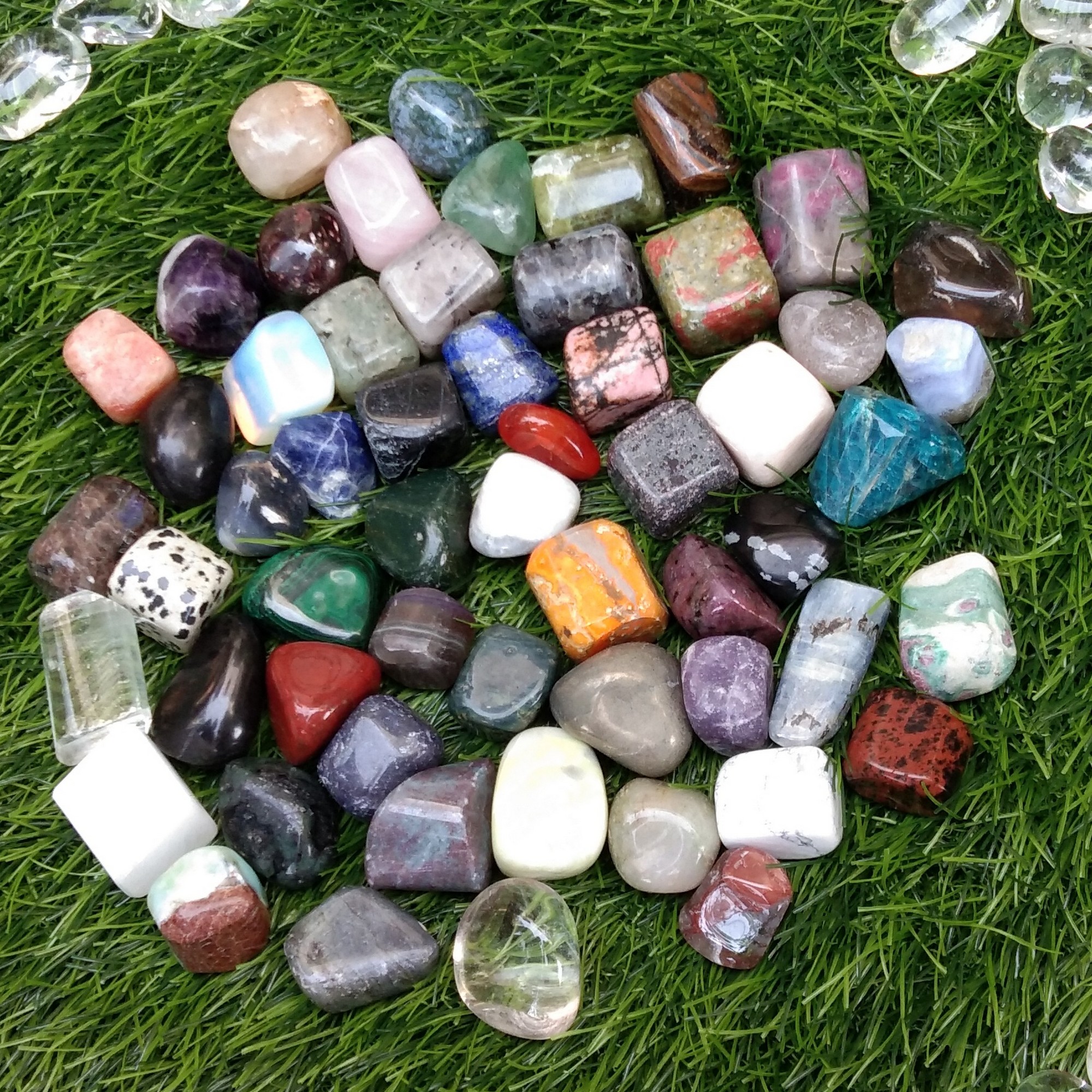 Best Quality Tumbled Crystals-12